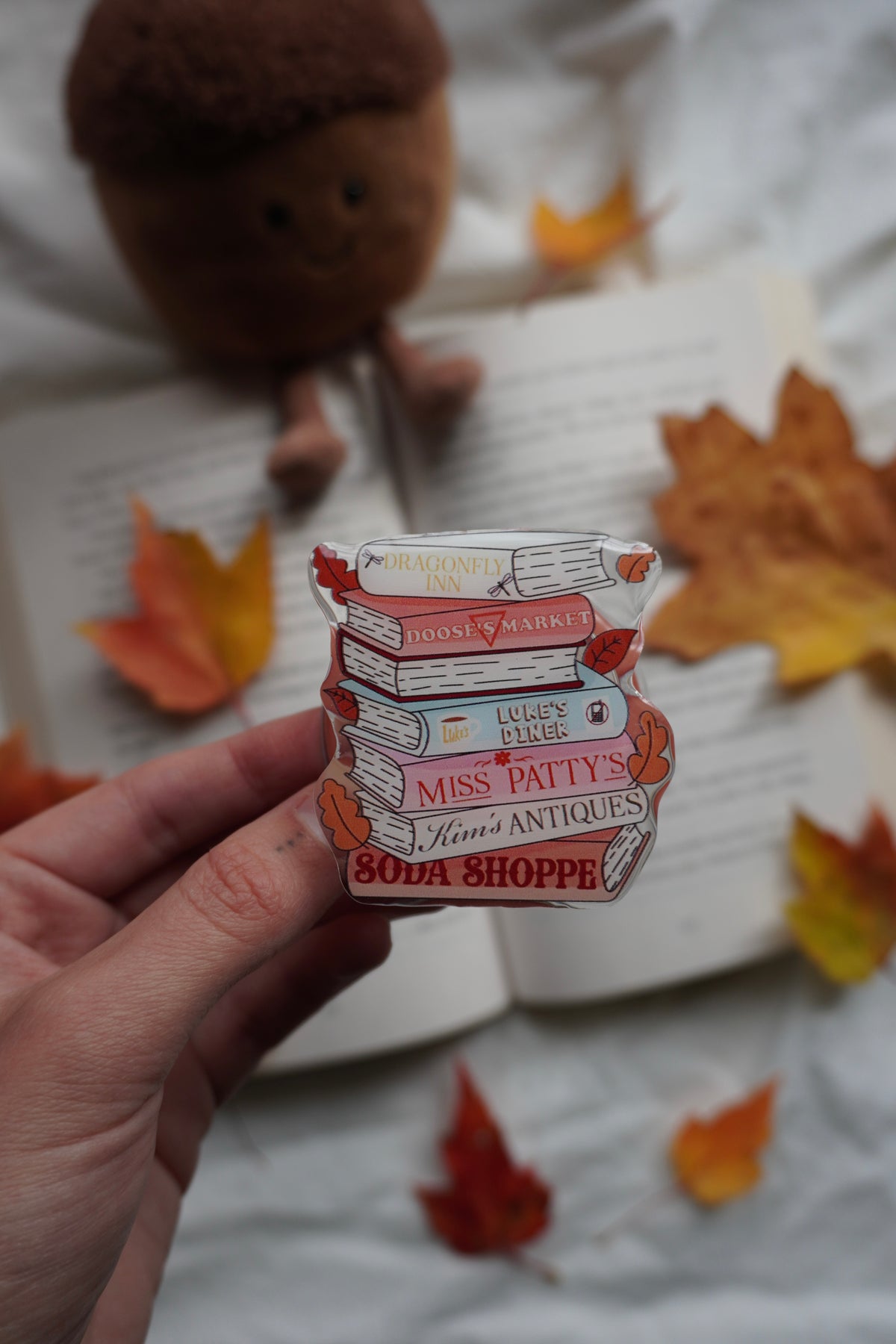 Stars Hollow Book Stack Magnetic E-reader Grip