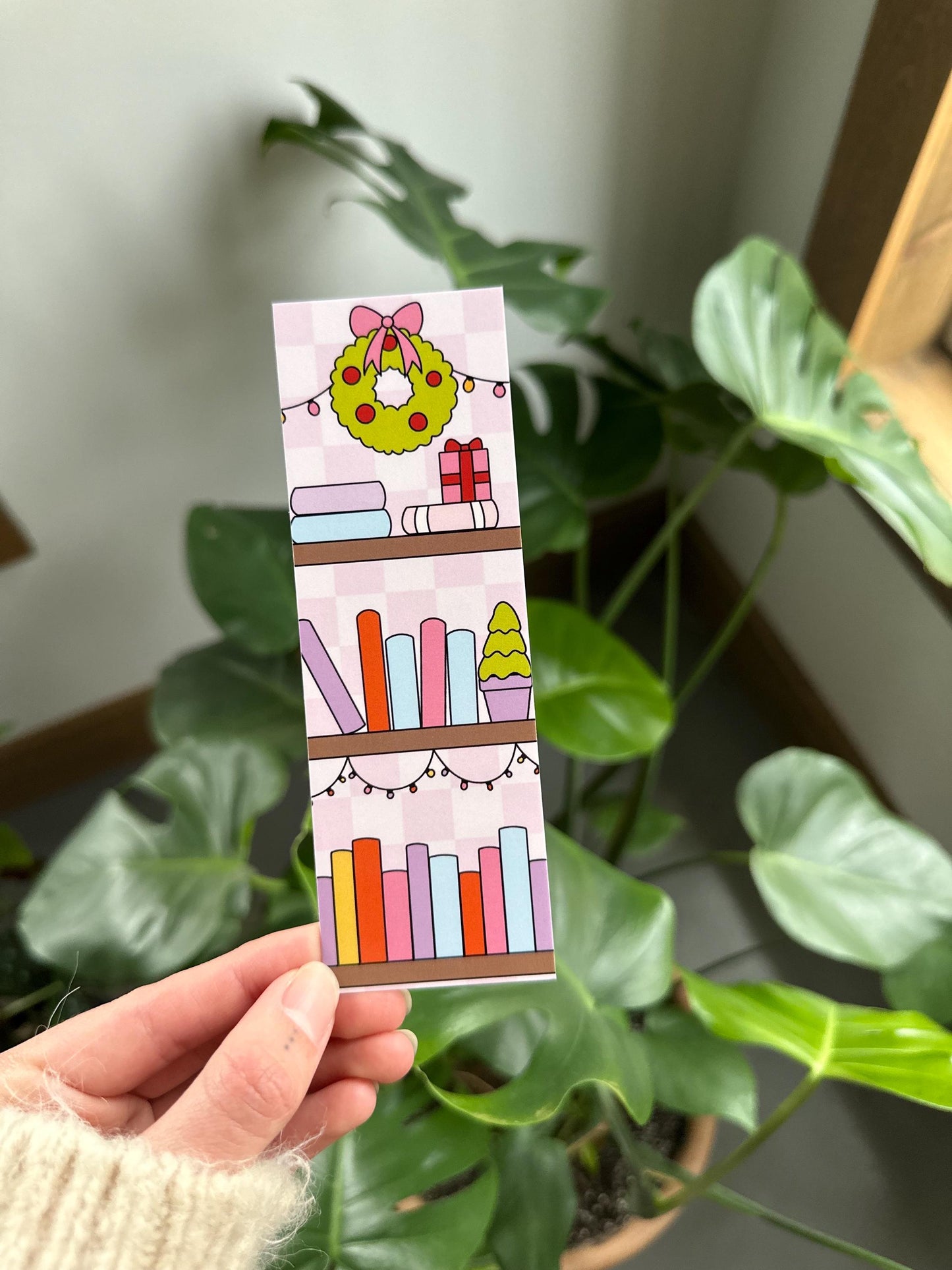 Holiday Bookshelves Bookmark