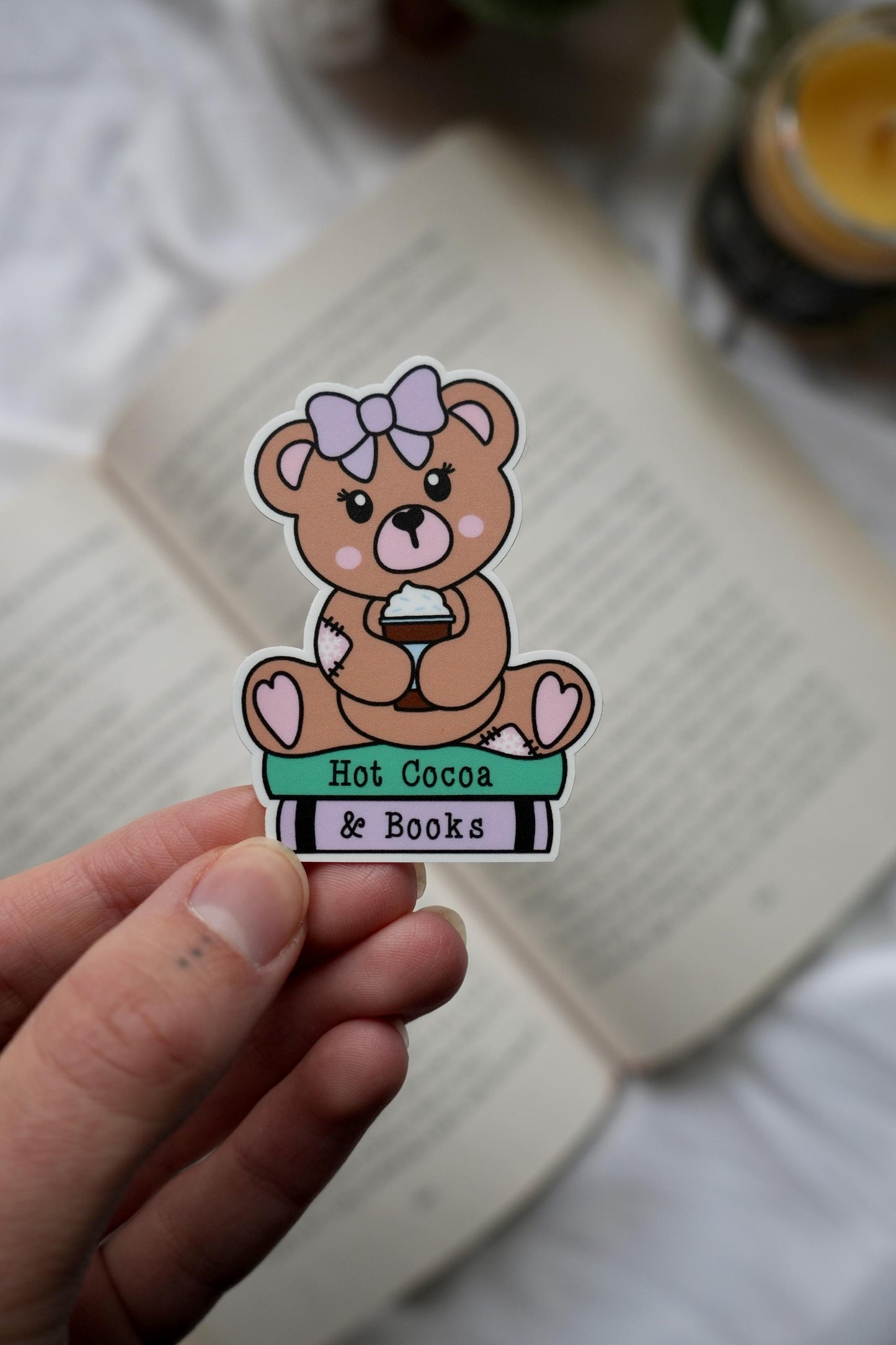 Hot Cocoa & Books Teddy Sticker