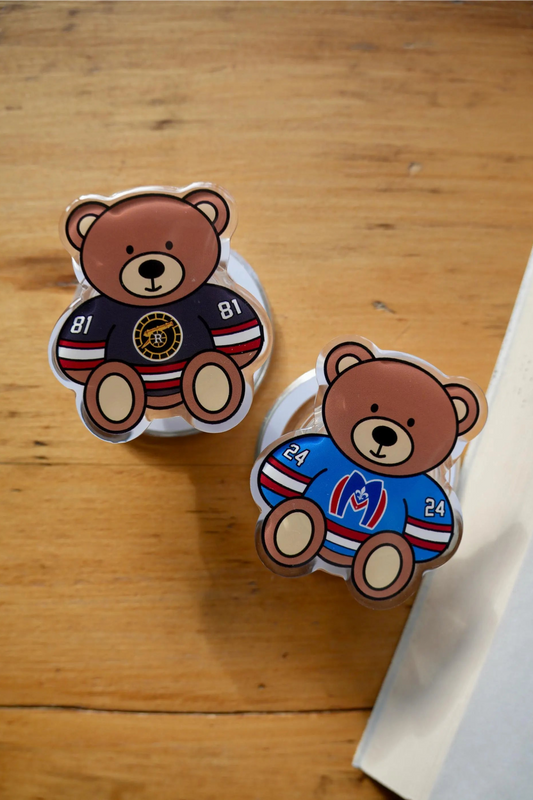 Shane & Ilya Teddy Magnetic E-reader Grip